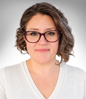 courtney-devlin-headshot